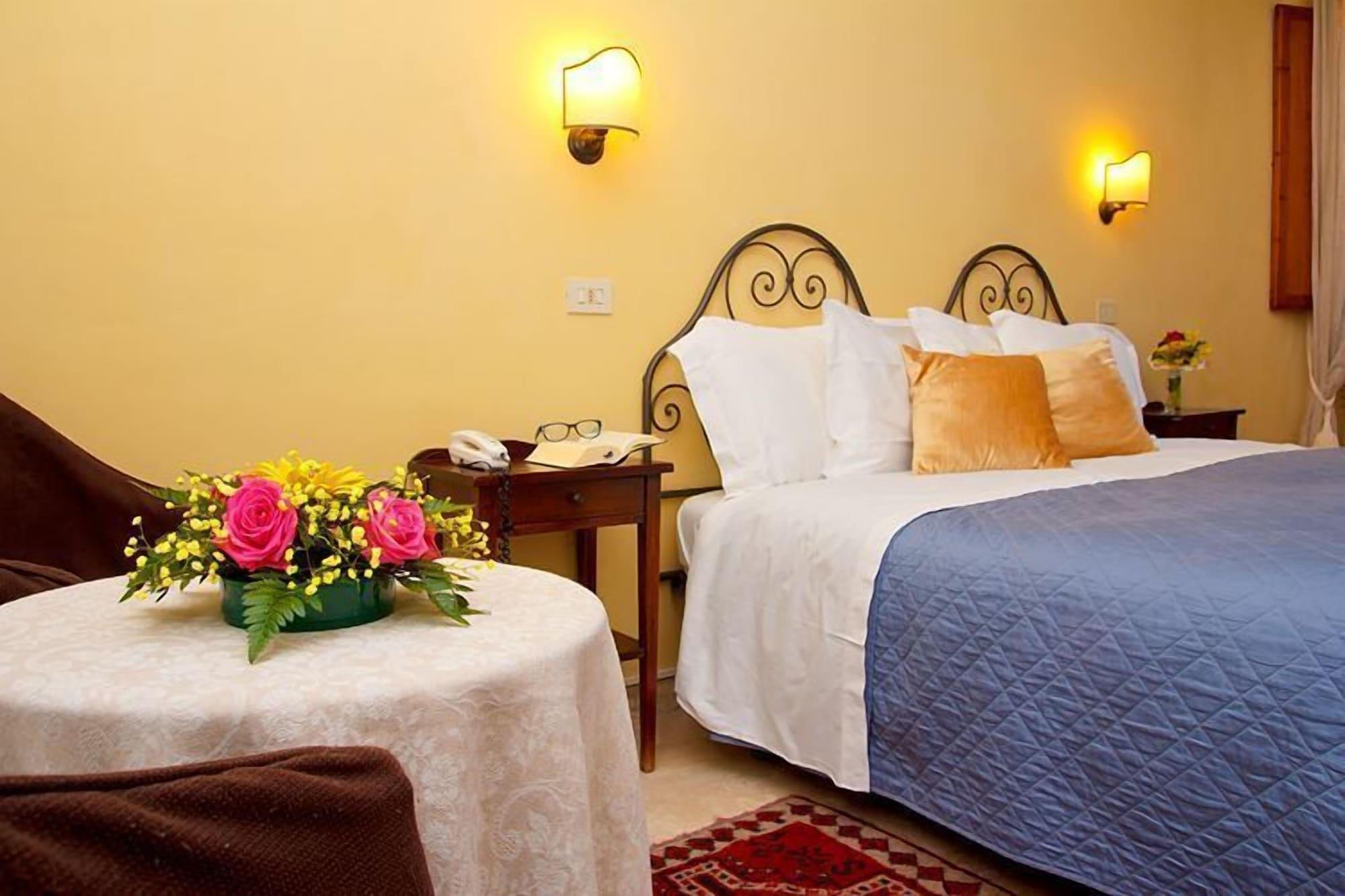 Albergo Duomo มอนติปุลเชียโน ภายนอก รูปภาพ