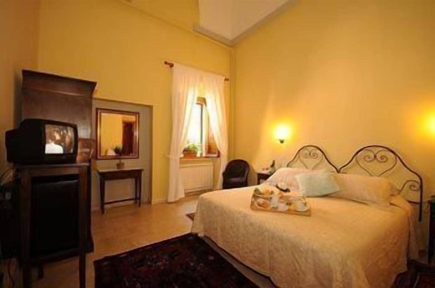 Albergo Duomo มอนติปุลเชียโน ภายนอก รูปภาพ