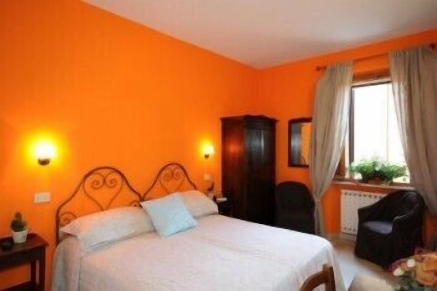 Albergo Duomo มอนติปุลเชียโน ภายนอก รูปภาพ