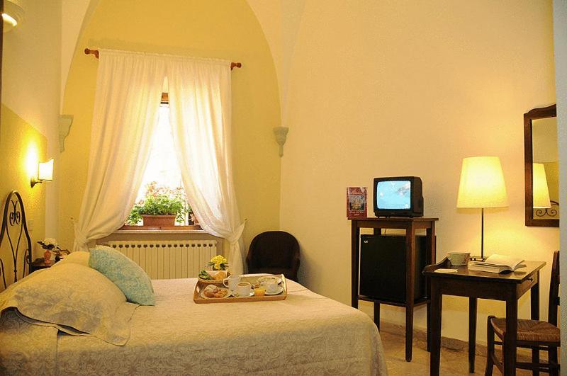 Albergo Duomo มอนติปุลเชียโน ห้อง รูปภาพ